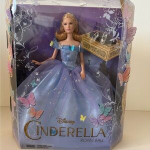 Disney Cinderella Royal Ball Doll - Lavender and Blue (NIB)
